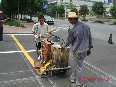 公路標(biāo)線劃線工程